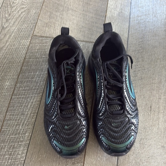 Nike Air Max 720 Size 7 Throwback Future Iridescent Green and Black Shoes - Picture 8 of 12